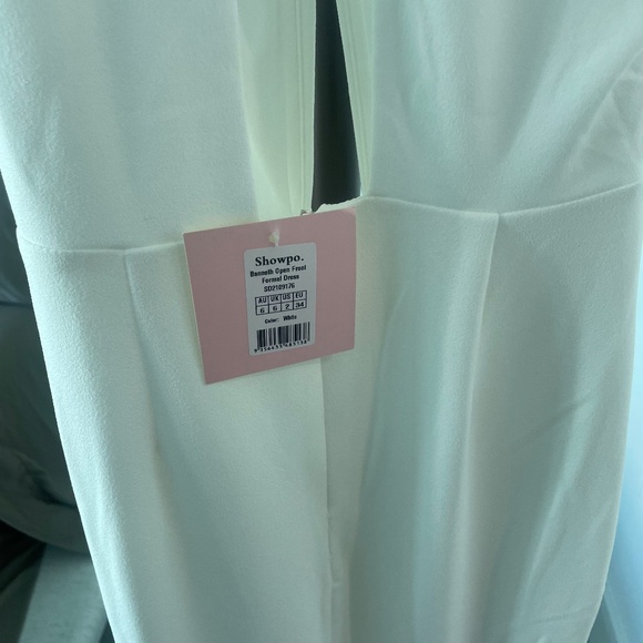 NWT Showpo Banneth Open Front White Formal Maxi Dress - Picture 7 of 8